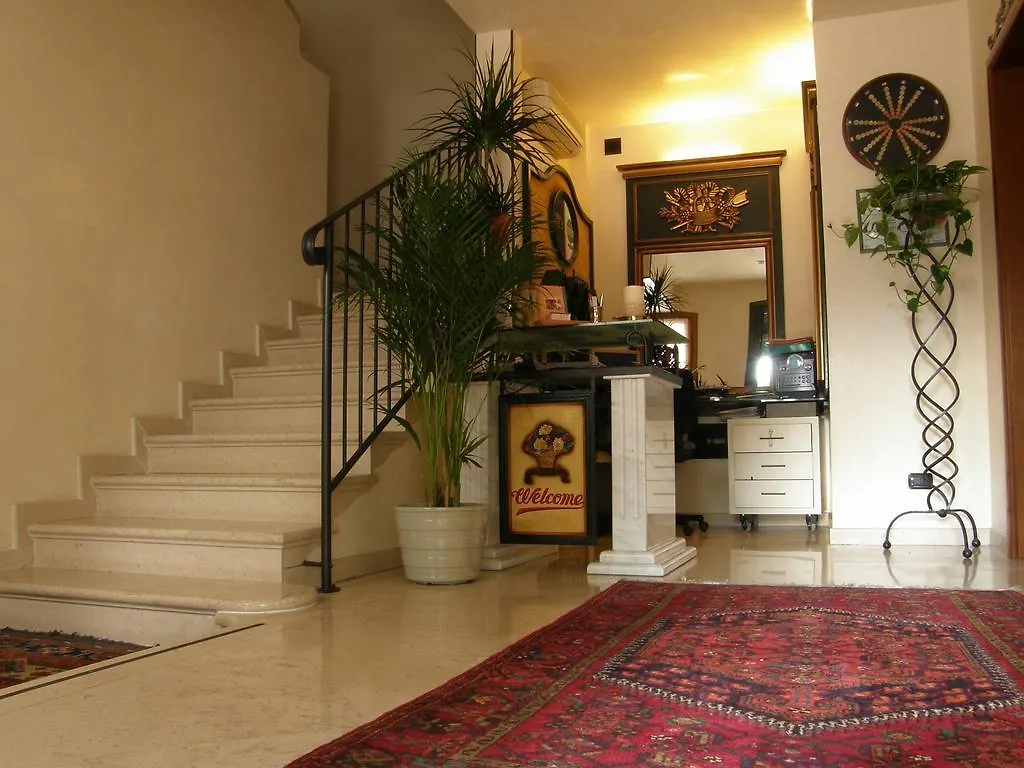 Residence Meuble' Cortina Quinto Di Treviso